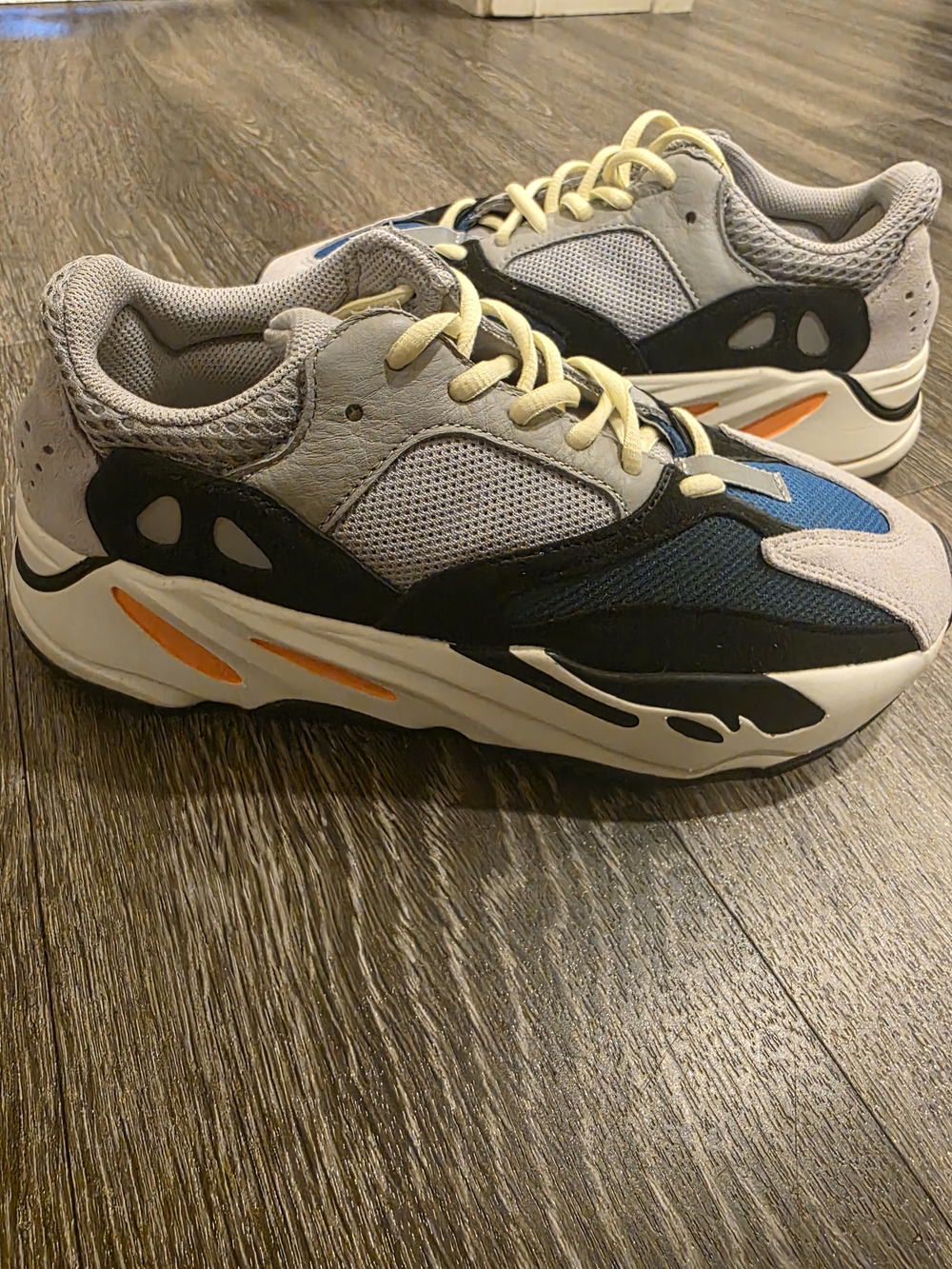 Adidas Yeezy Boost 700 Low Wave